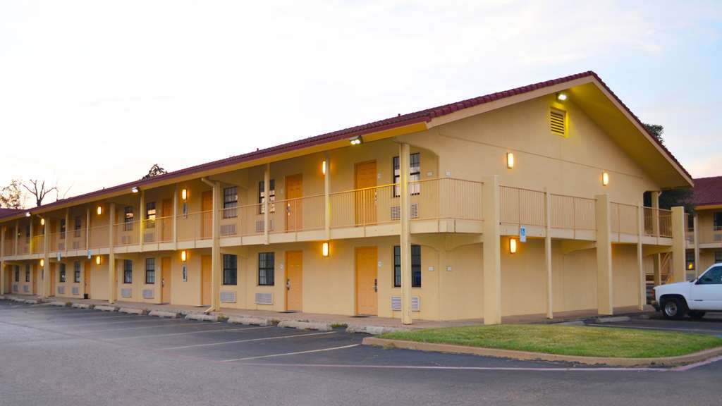 The Grand By Capital O Texarkana I-30 Bagian luar foto
